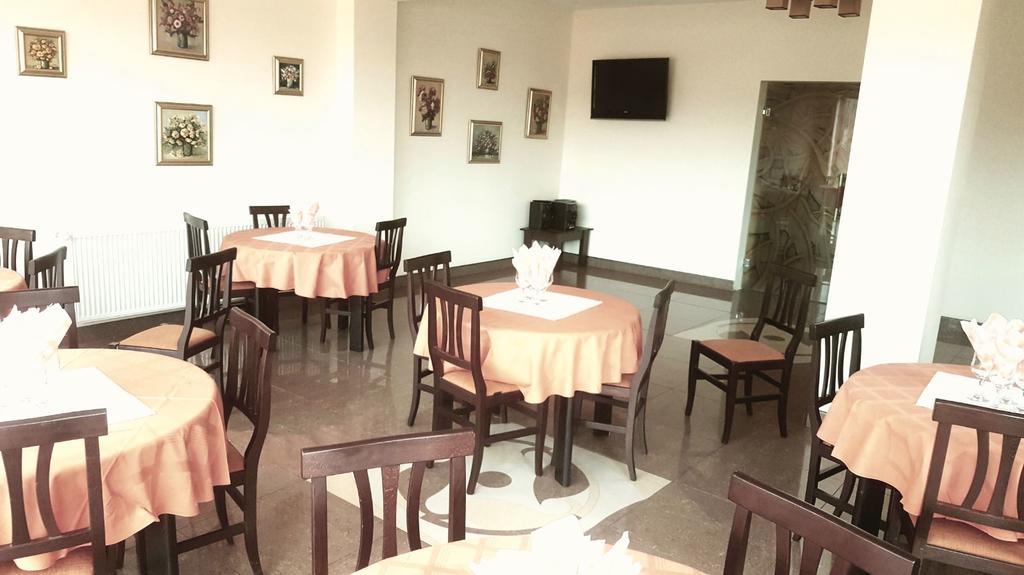 Mont Blanc Hotel Predeal Ngoại thất bức ảnh